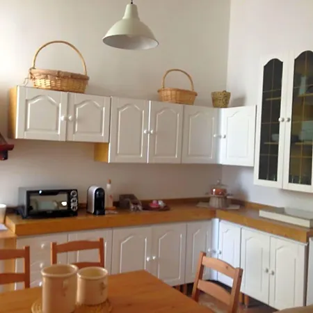Dolce Farinella Bed & Breakfast 3*
