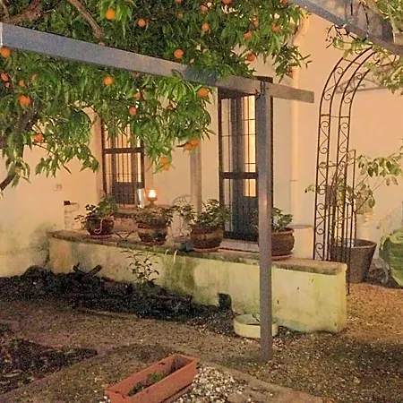 Bed & Breakfast Dolce Farinella 3*